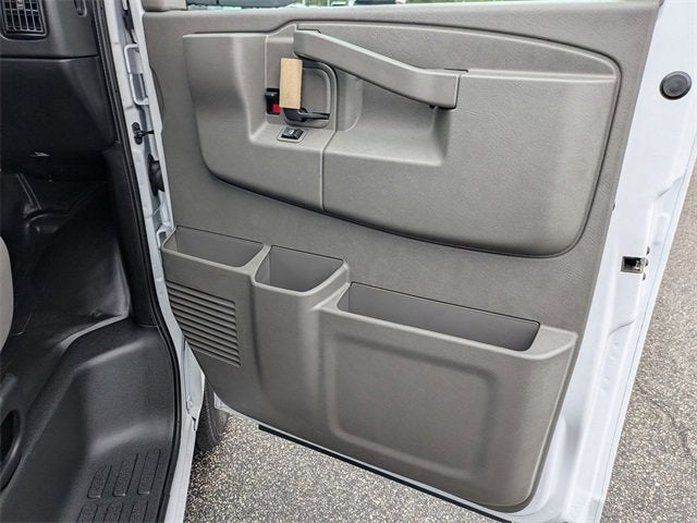 2024 Chevrolet Express Cargo 2500 WT