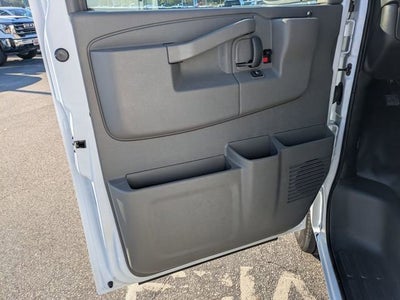 2026 Chevrolet Express Cargo 1WT