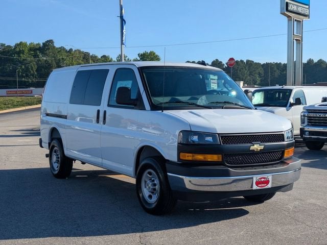 2026 Chevrolet Express Cargo 1WT