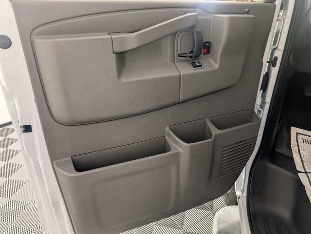 2024 Chevrolet Express Cargo 2500 WT