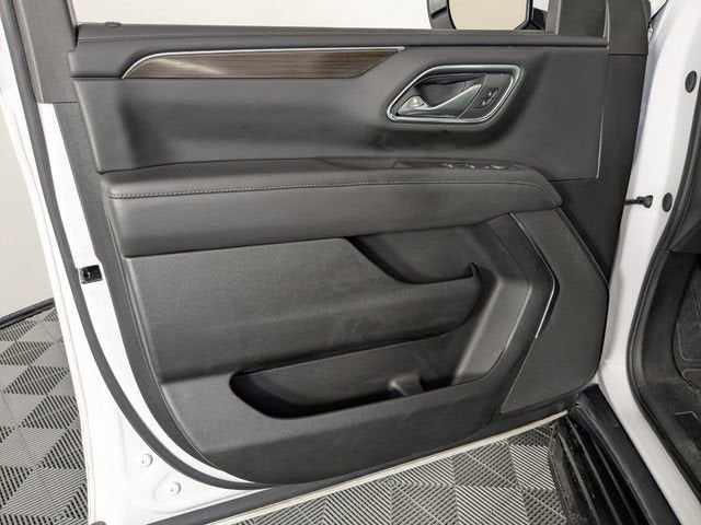 2023 GMC Yukon XL SLE