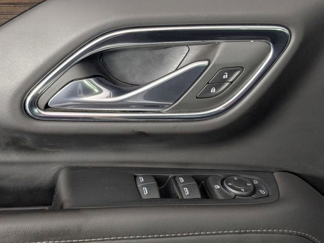 2023 GMC Yukon XL SLE