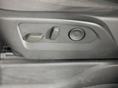 2023 GMC Yukon XL SLE