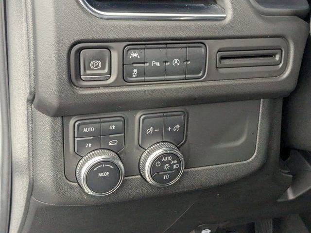 2023 GMC Yukon XL SLE
