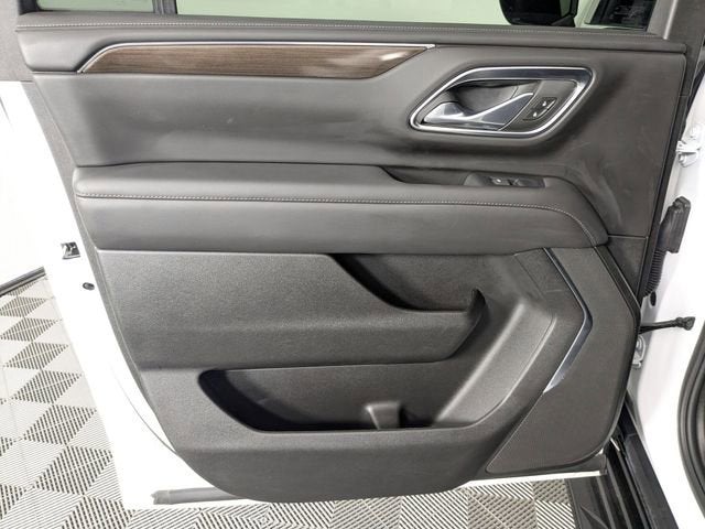 2023 GMC Yukon XL SLE