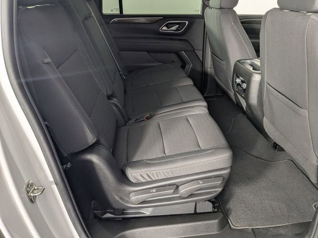 2023 GMC Yukon XL SLE