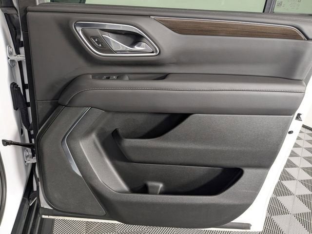 2023 GMC Yukon XL SLE