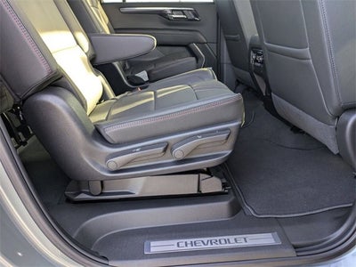 2025 Chevrolet Suburban RST