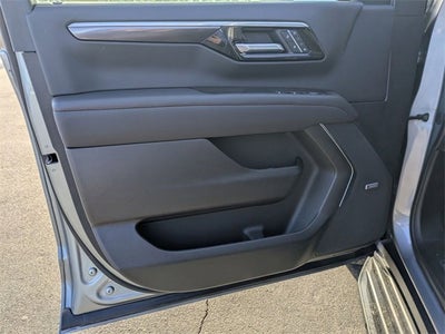 2025 Chevrolet Suburban RST