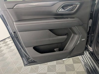 2023 Chevrolet Suburban RST