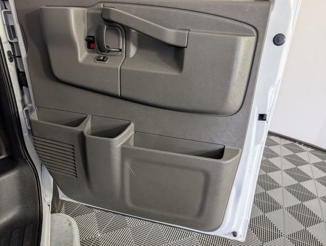 2024 GMC Savana Cargo 2500 Work Van
