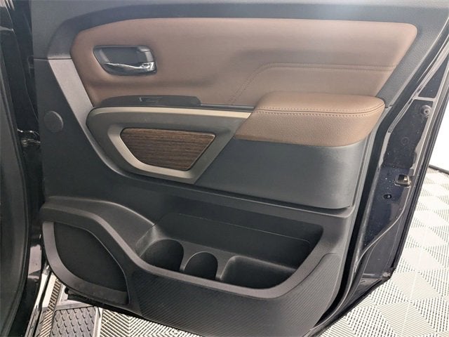 2023 Nissan Titan Platinum Reserve