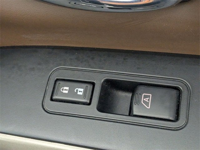 2023 Nissan Titan Platinum Reserve