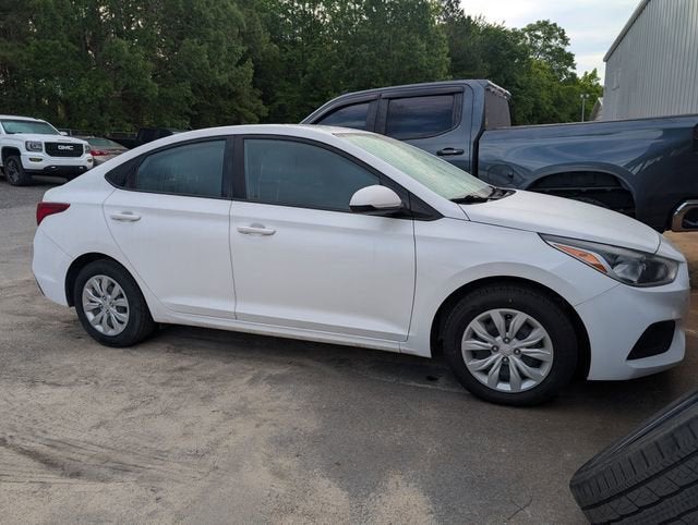 2022 Hyundai Accent SE