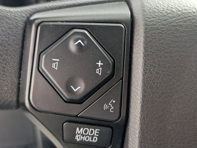 2022 Toyota Tacoma 4WD SR