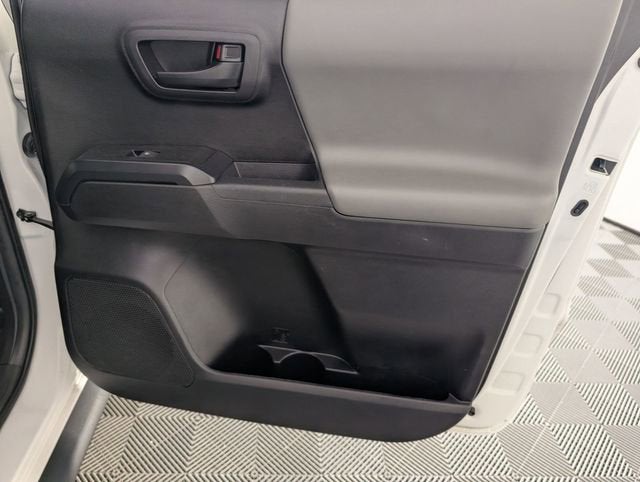 2022 Toyota Tacoma 4WD SR
