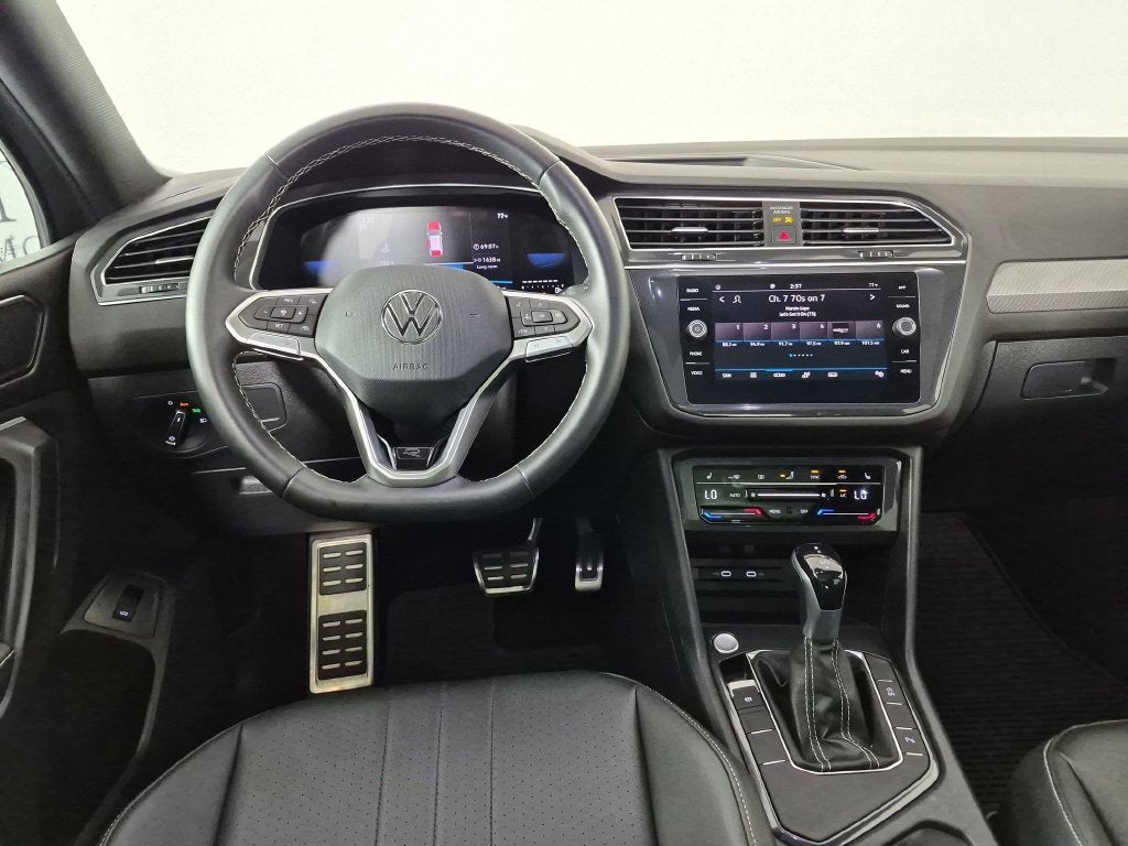 2023 Volkswagen Tiguan 2.0T SE R-Line Black