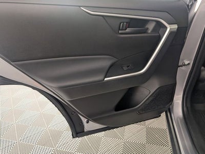 2022 Toyota RAV4 Hybrid LE