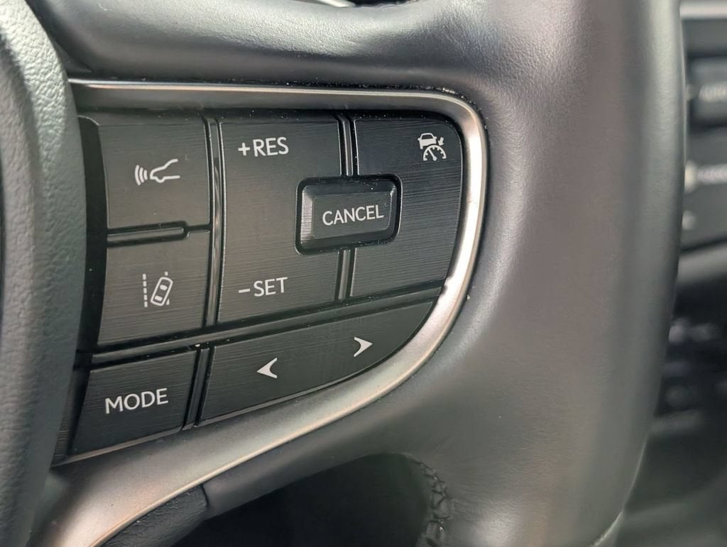 2022 Lexus ES 300h Ultra Luxury