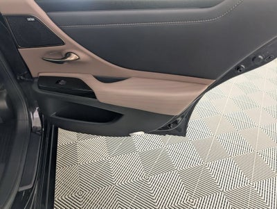 2022 Lexus ES 300h Ultra Luxury