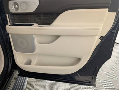 2021 Lincoln Navigator L Black Label