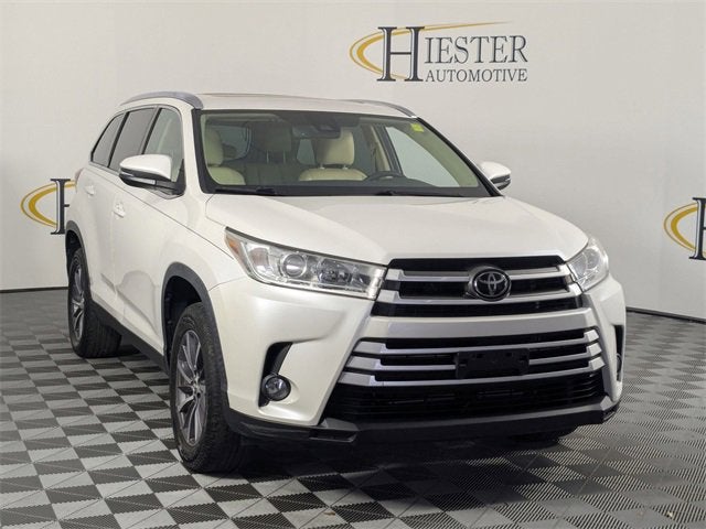2019 Toyota Highlander SE
