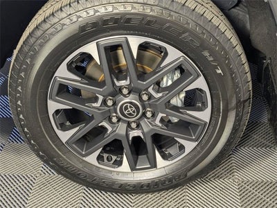 2024 Toyota Sequoia SR5