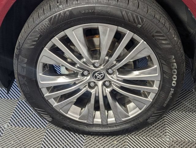 2023 Toyota Venza Limited