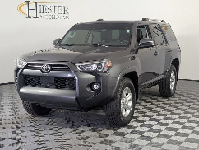 2022 Toyota 4Runner SR5