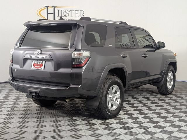 2022 Toyota 4Runner SR5