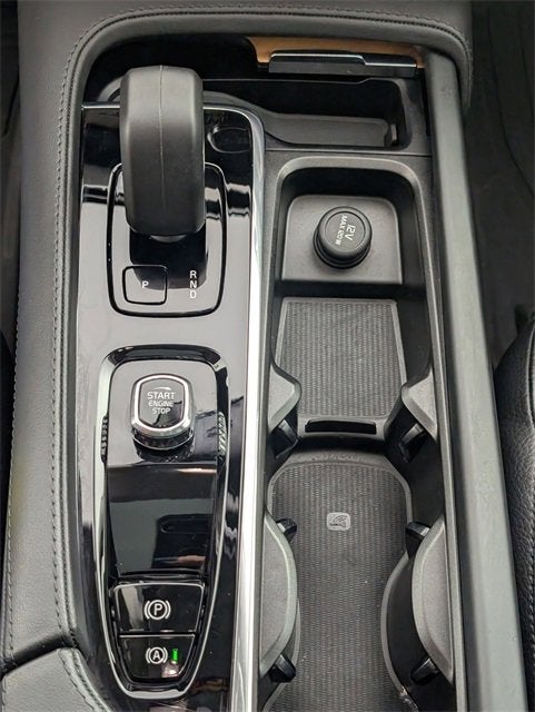 2023 Volvo XC90 Recharge Plug-In Hyb Plus Dark Theme