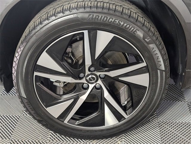 2023 Volvo XC90 Recharge Plug-In Hyb Plus Dark Theme